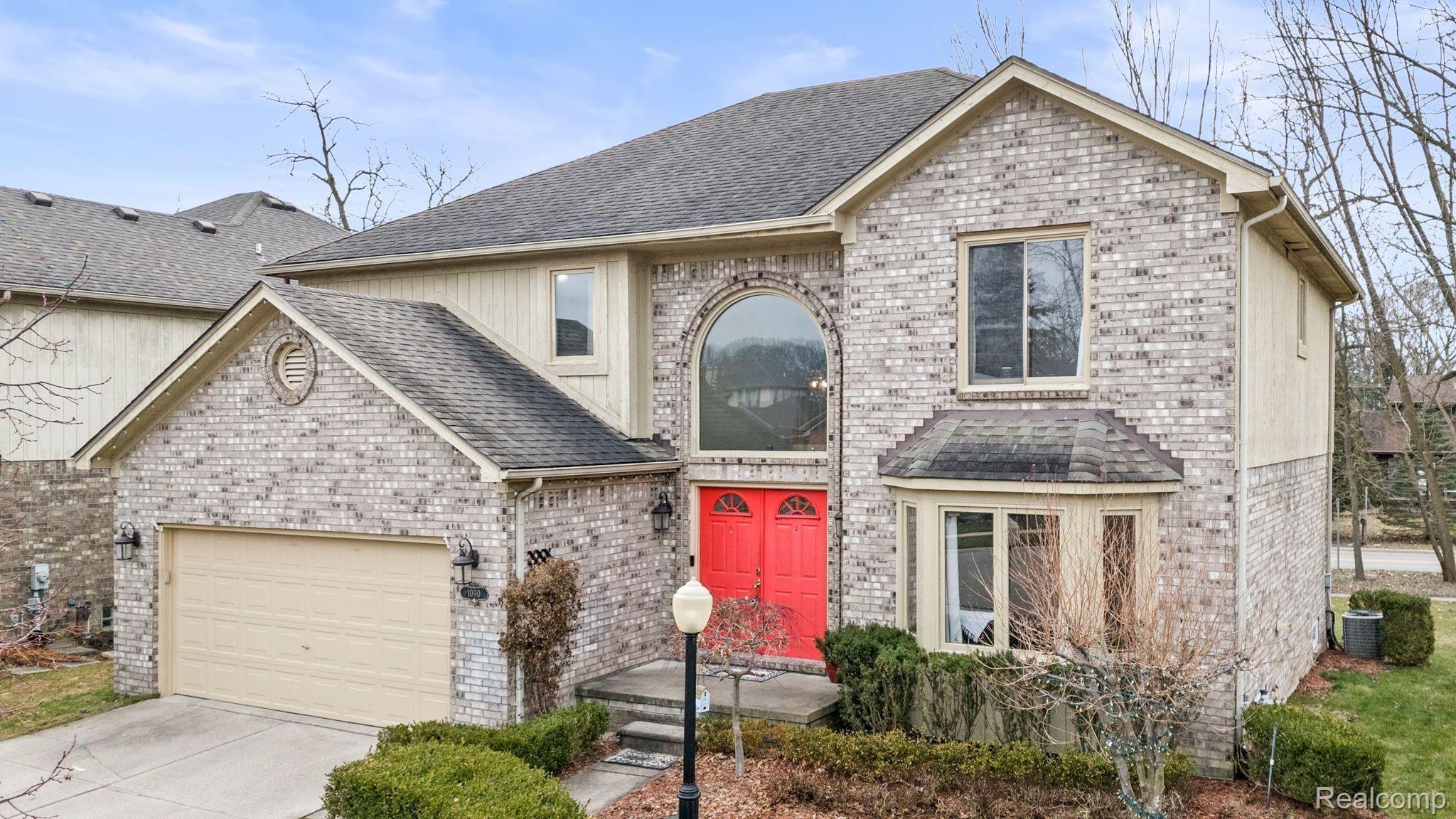 1090 River Mist Drive Rochester, MI 48307 - Photo 2 of 42 Gallery Image 2