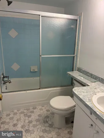 $172,000 | 5200 Hilltop Drive, Brookhaven, PA 19015