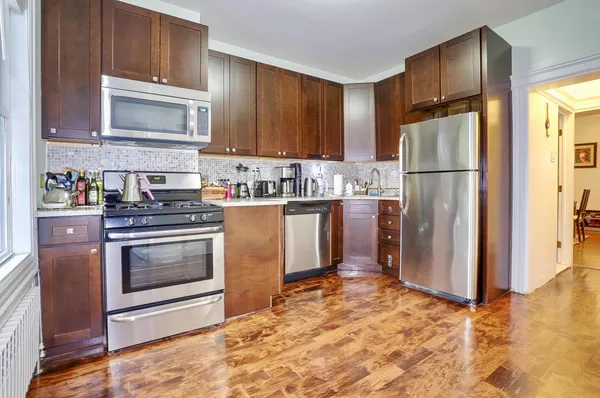 $2,950 | 12 Romaine Avenue, Unit 1, Jersey City, NJ 07306