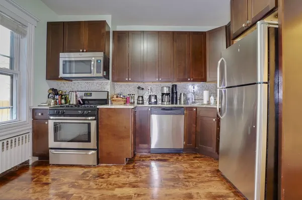 $2,950 | 12 Romaine Avenue, Unit 1, Jersey City, NJ 07306