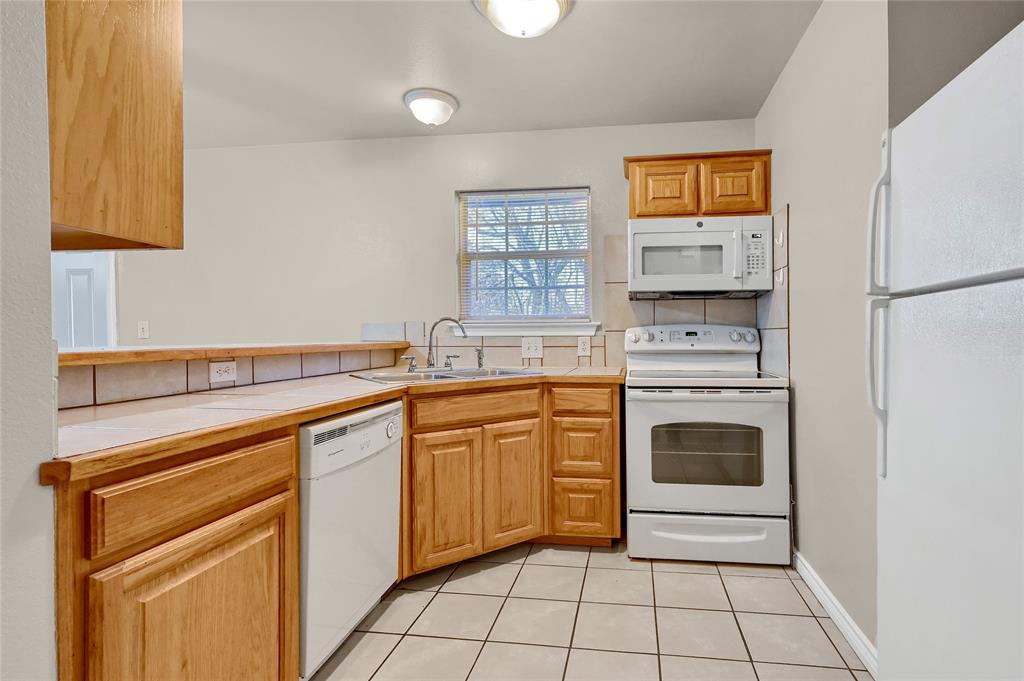 1025 Rice Street, Unit 102 Denison, TX 75020 - Photo 9 of 20 Gallery Image 9