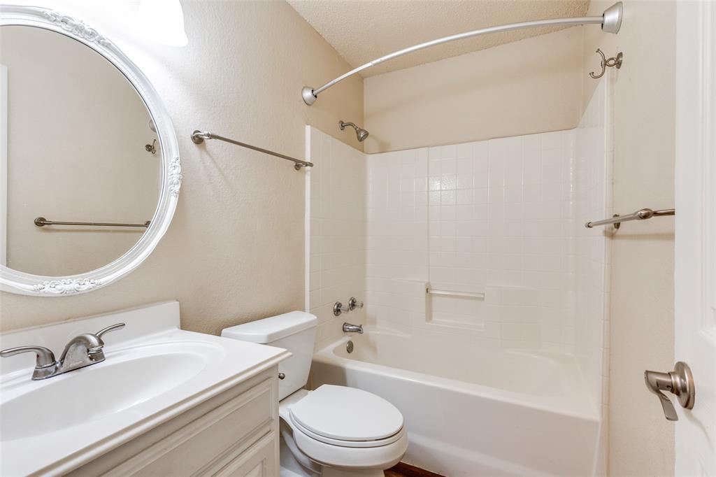 113 St James Court Rhome, TX 76078 - Photo 17 of 25