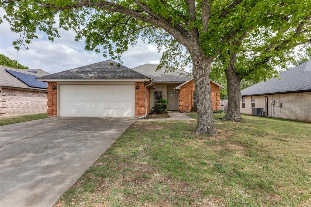 113 St James Court Rhome, TX 76078 - Photo 2 of 25
