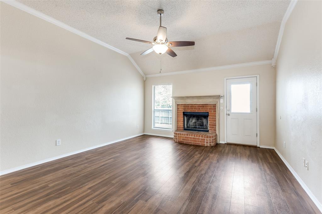 113 St James Court Rhome, TX 76078 - Photo 5 of 25