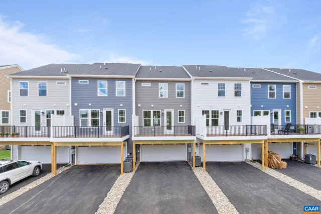 $474,777 | 107 Park Ridge Drive, Crozet, VA 22932