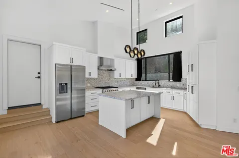 $1,394,444 | 8366 Hillcroft Drive, West Hills, CA 91304