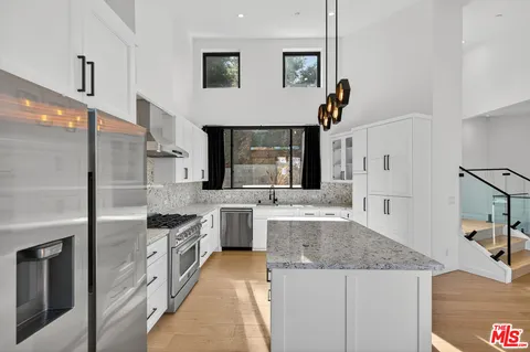 $1,394,444 | 8366 Hillcroft Drive, West Hills, CA 91304