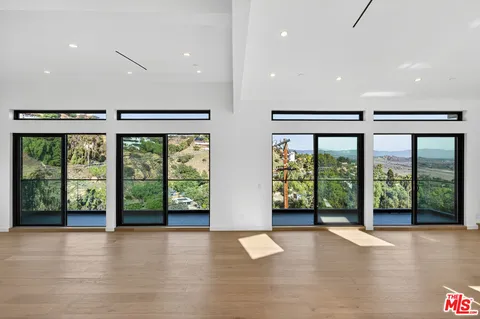 $1,394,444 | 8366 Hillcroft Drive, West Hills, CA 91304