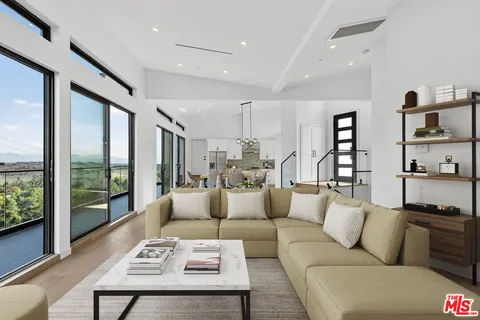 $1,394,444 | 8366 Hillcroft Drive, West Hills, CA 91304