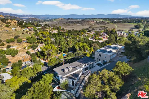 $1,394,444 | 8366 Hillcroft Drive, West Hills, CA 91304