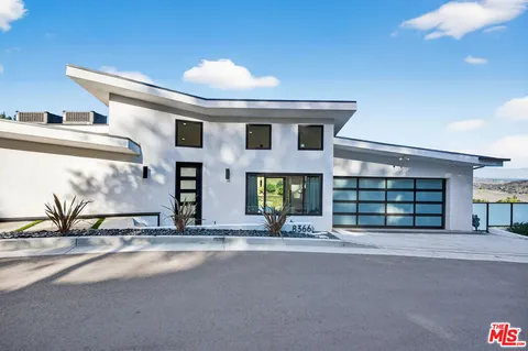$1,394,444 | 8366 Hillcroft Drive, West Hills, CA 91304