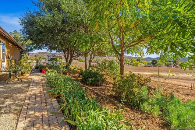 $1,100,000 | 1550 Keyes Road, Ramona, CA 92065