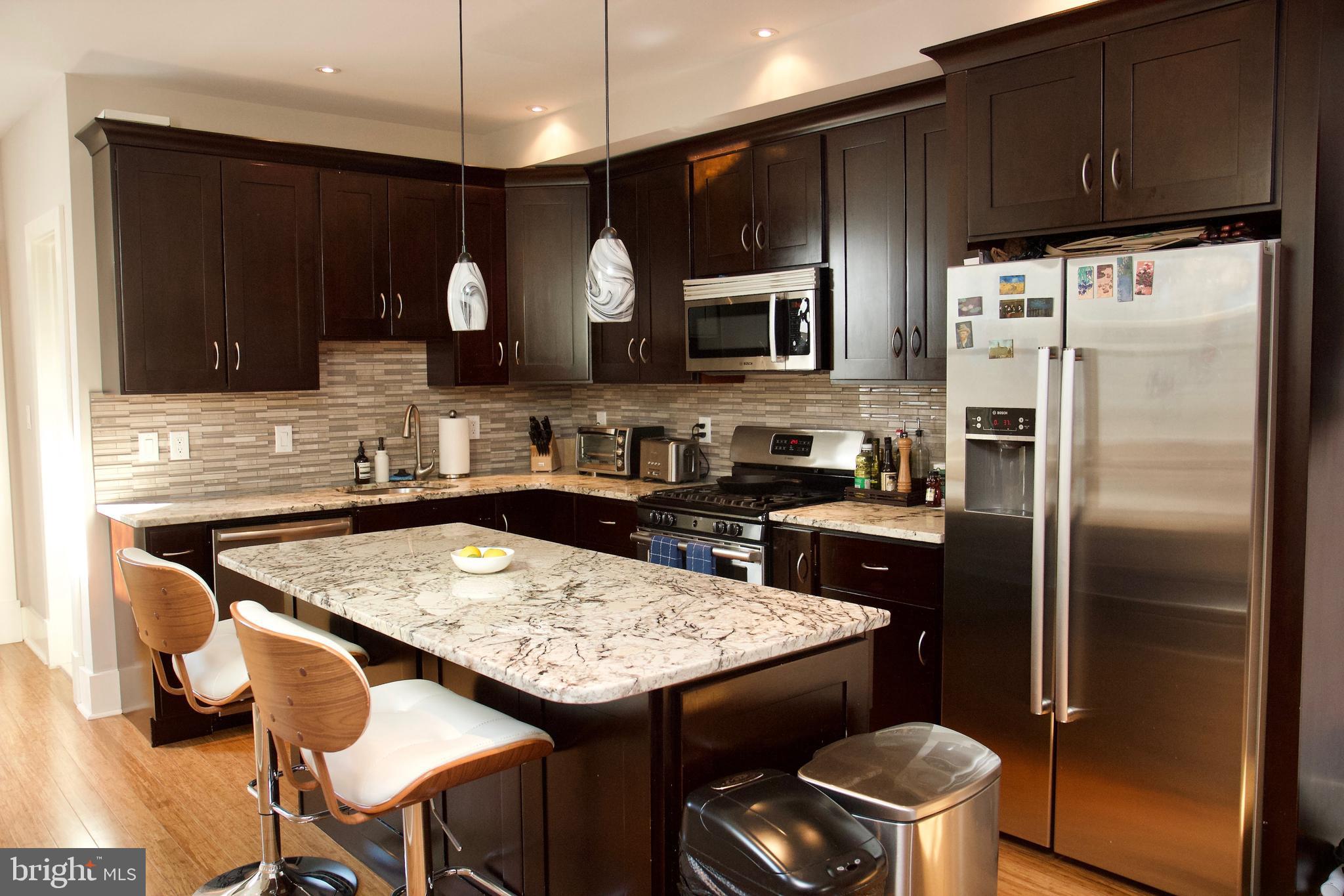 2128 1st Street Northwest, Unit 2 Washington, DC 20001 - Photo 4 of 22 High end appliances
