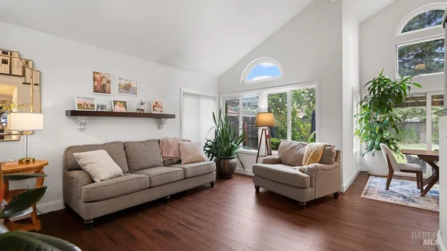 $689,000 | 558 Monaco Circle, Cloverdale, CA 95425