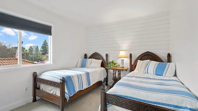 $689,000 | 558 Monaco Circle, Cloverdale, CA 95425