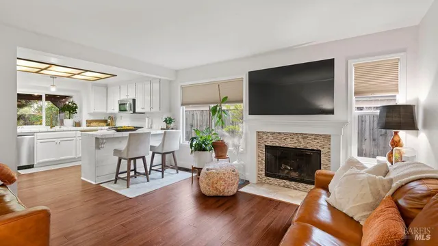 $689,000 | 558 Monaco Circle, Cloverdale, CA 95425