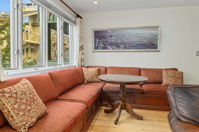 $1,300,000 | 51 Village Square, Stratton, VT 05340