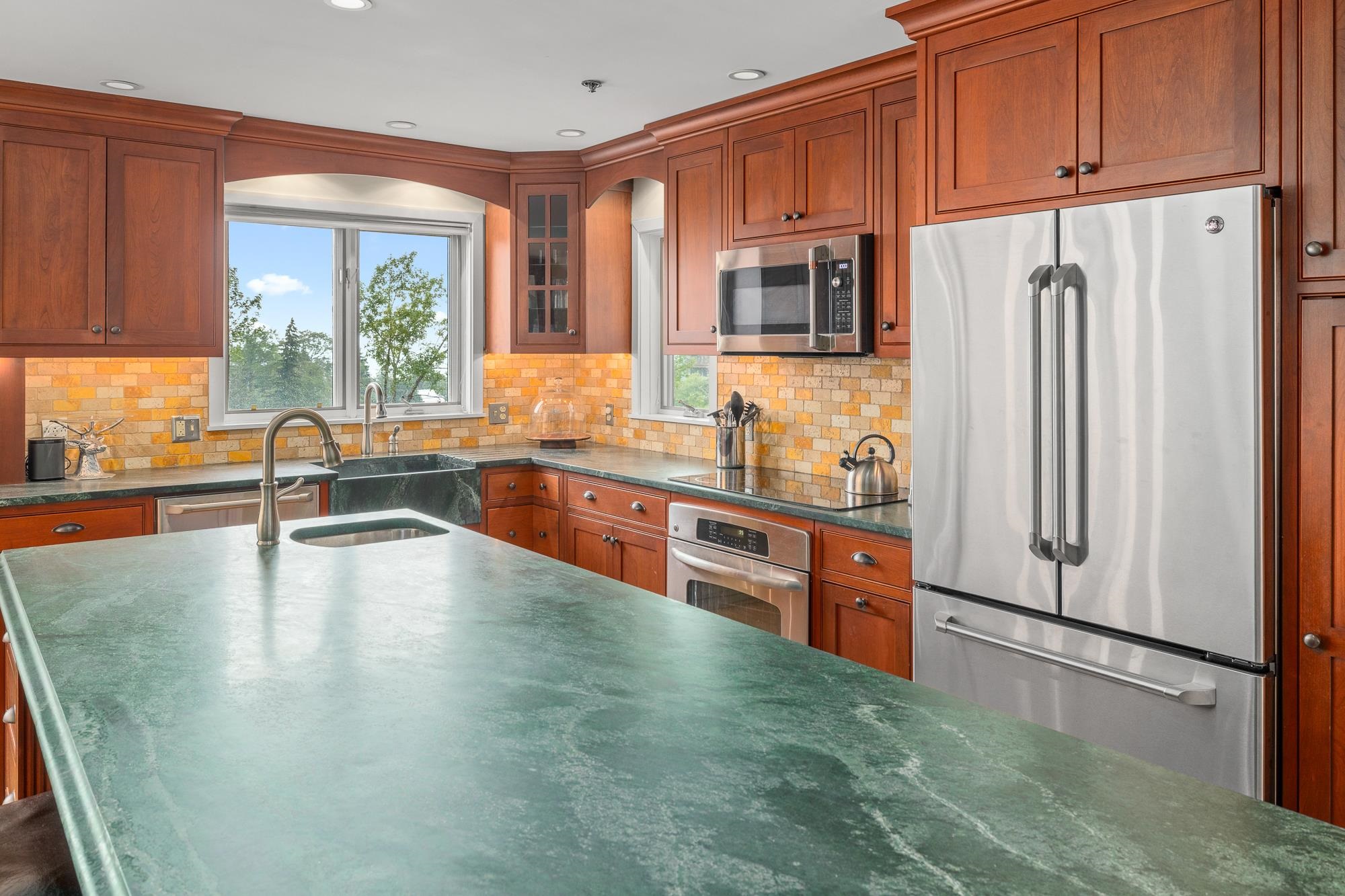 51 Village Square Stratton, VT 05340 - Photo 4 of 59