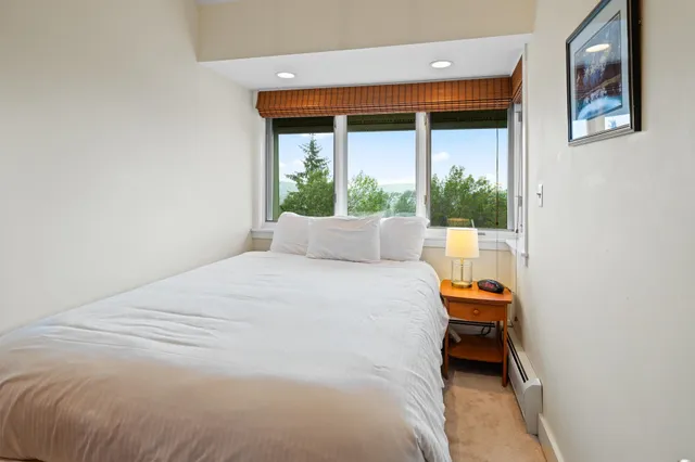 $1,300,000 | 51 Village Square, Stratton, VT 05340