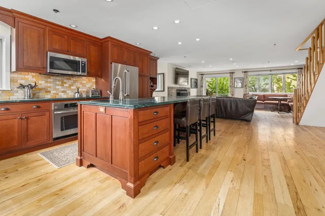 $1,300,000 | 51 Village Square, Stratton, VT 05340