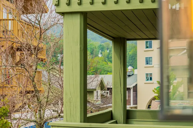 $1,300,000 | 51 Village Square, Stratton, VT 05340