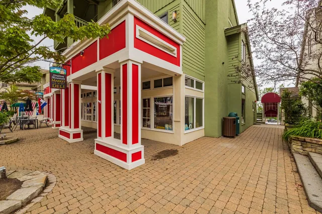 $1,300,000 | 51 Village Square, Stratton, VT 05340