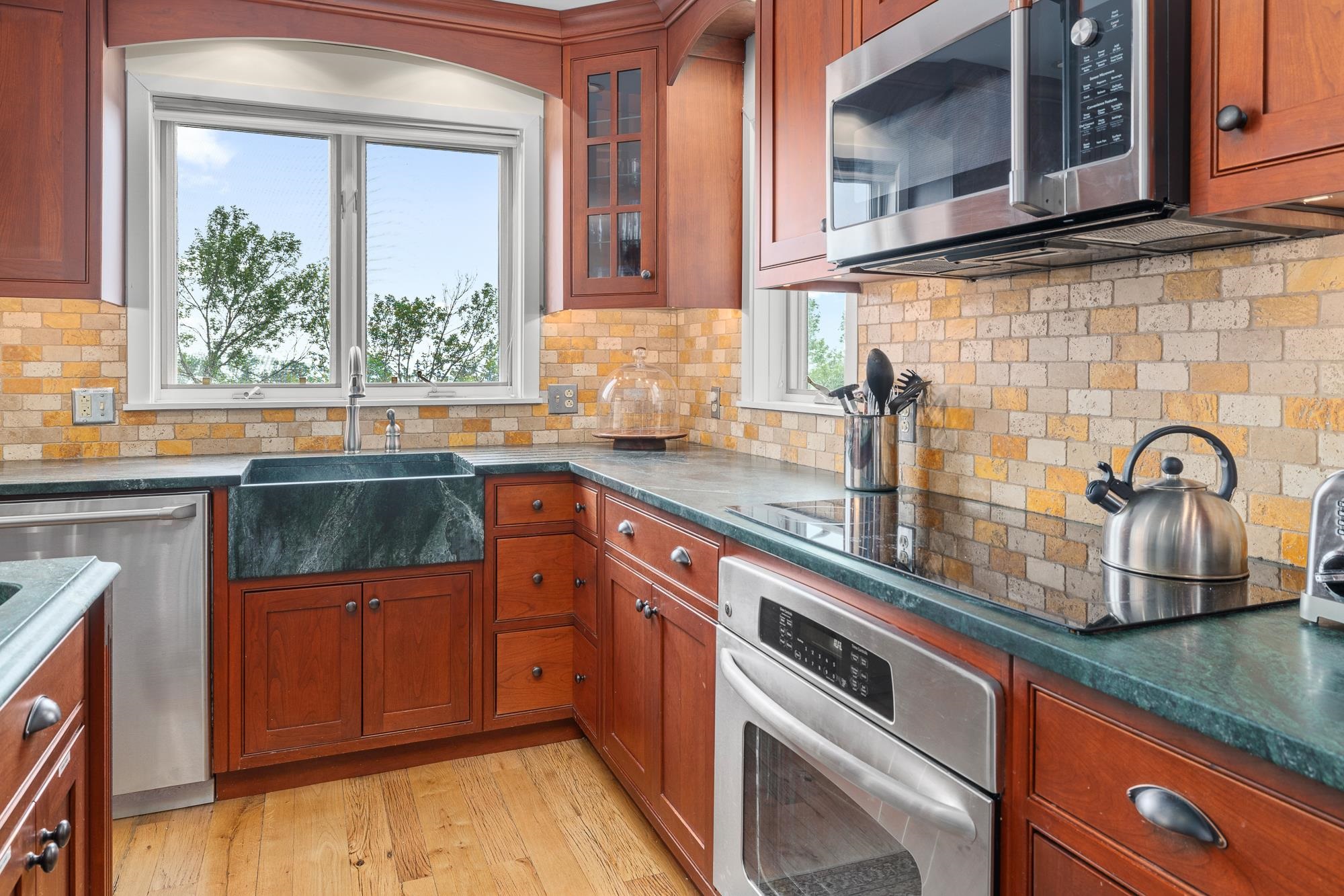 51 Village Square Stratton, VT 05340 - Photo 8 of 59