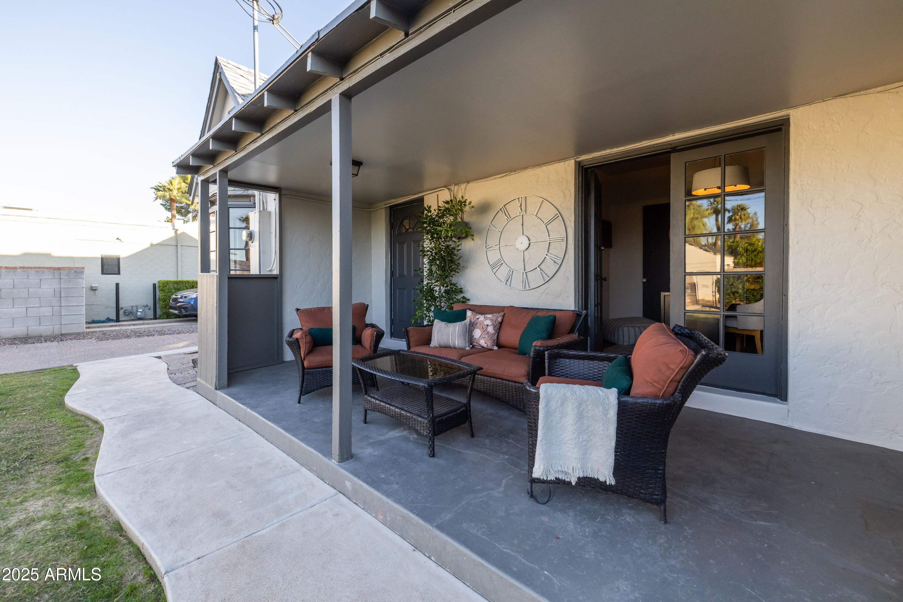 126 West Coronado Road Phoenix, AZ 85003 - Photo 47 of 60 a patio with patio a couch and chairs