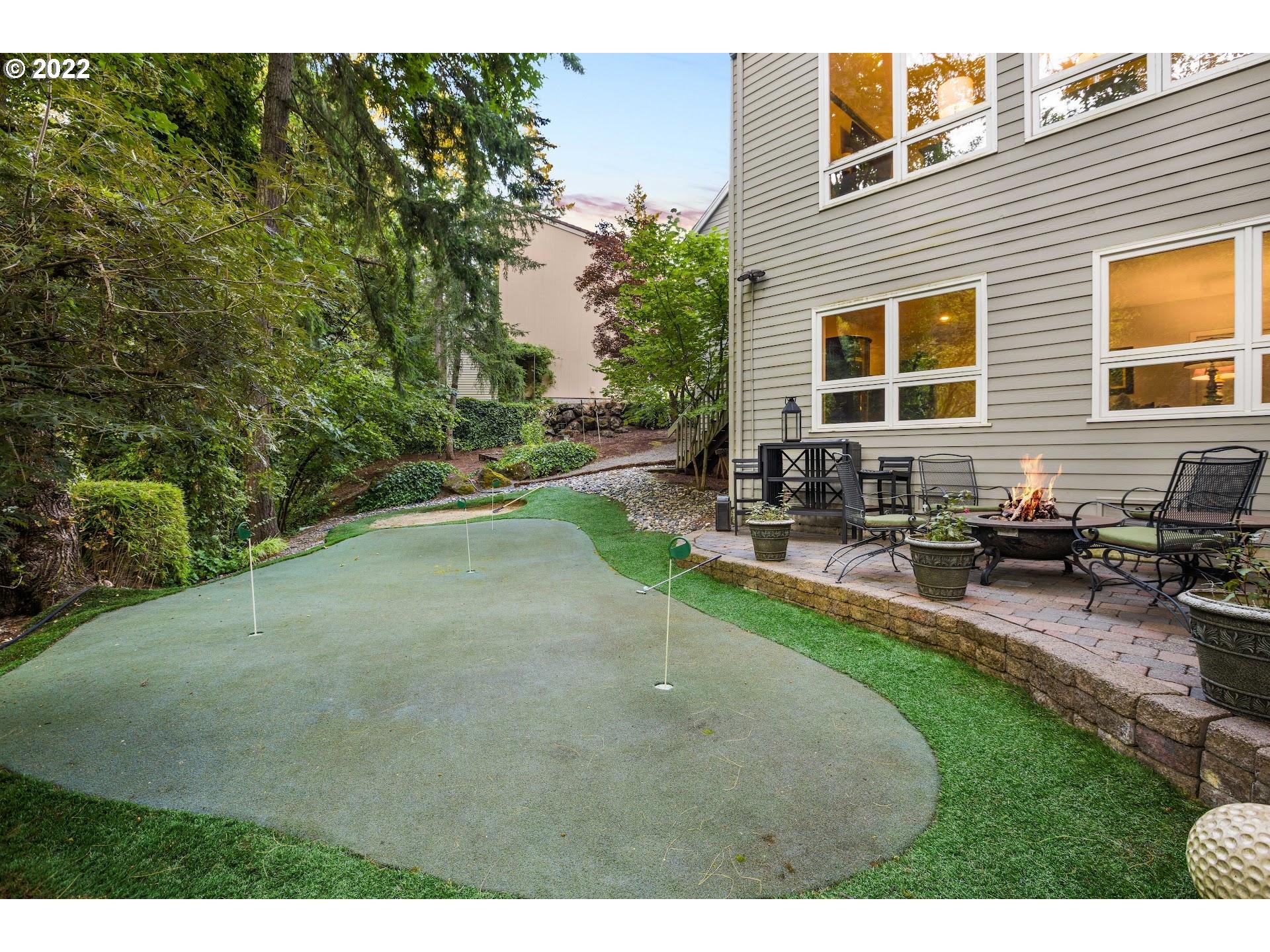 1991 Ridgewood Road Lake Oswego, OR 97034 - Photo 30 of 32 Gallery Image 30