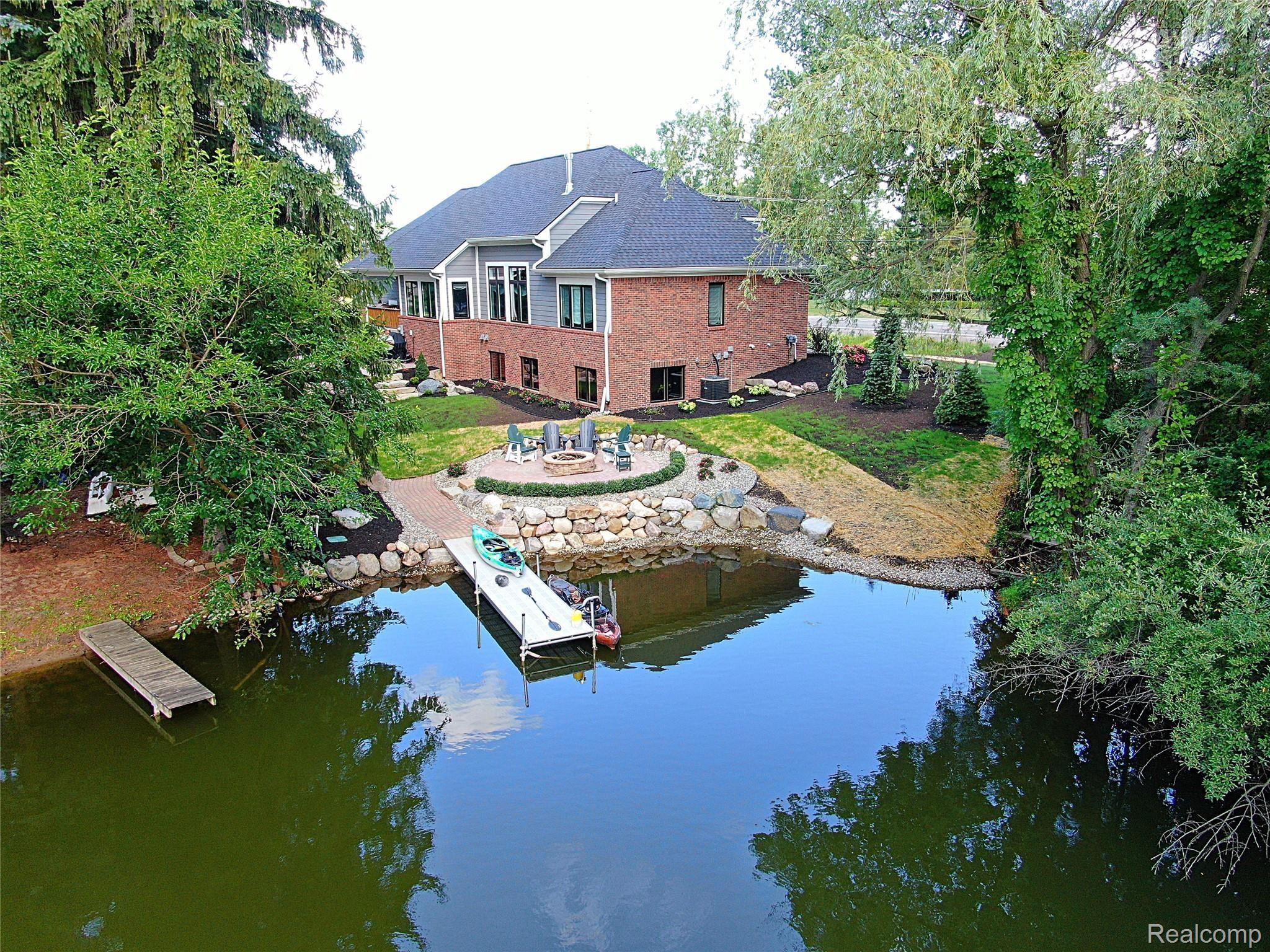 3175 East Commerce Road Commerce Township, MI 48382 - Photo 4 of 31 Private access to Lake Sherwood