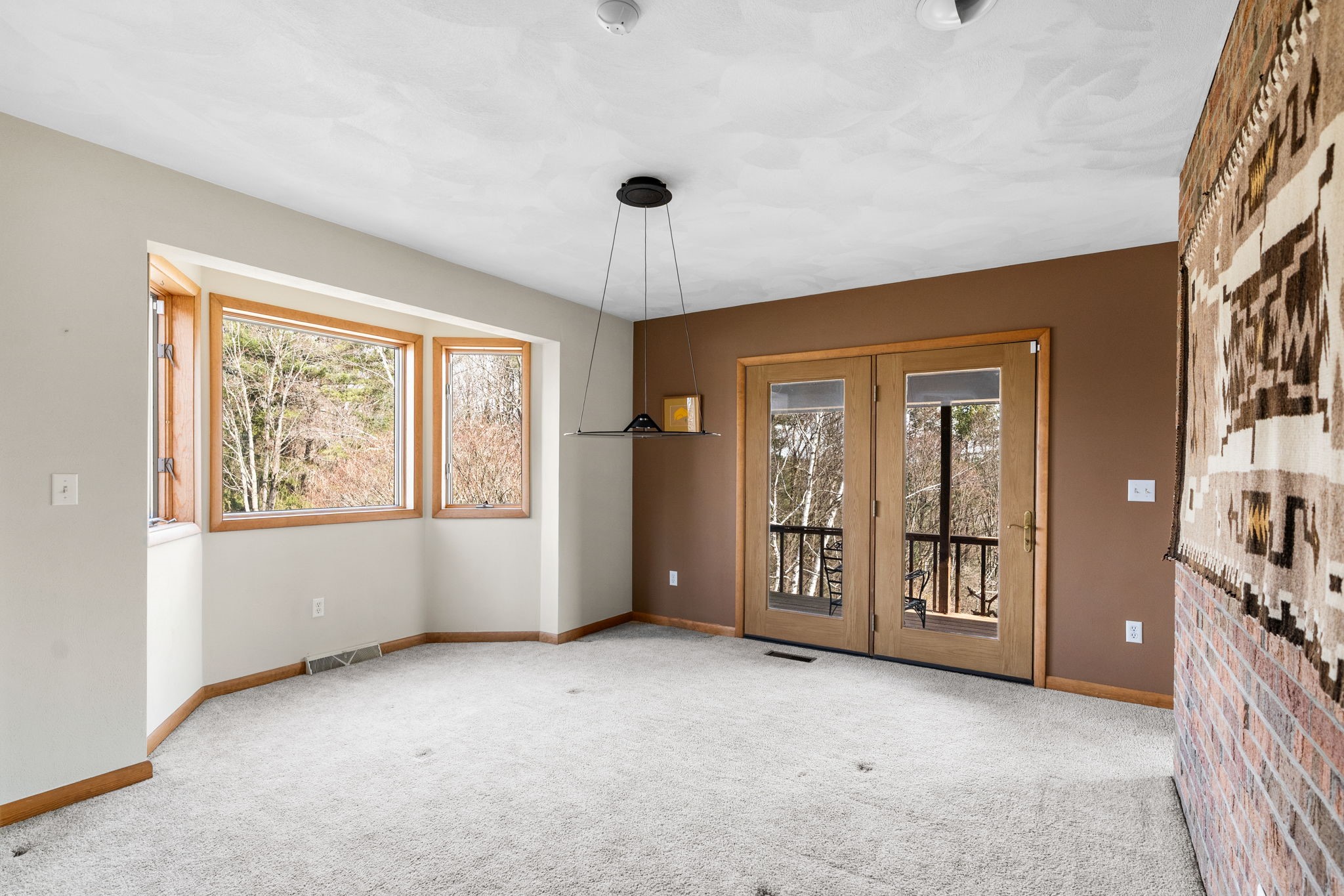 935 Springview Drive Endicott, NY 13760 - Photo 16 of 48