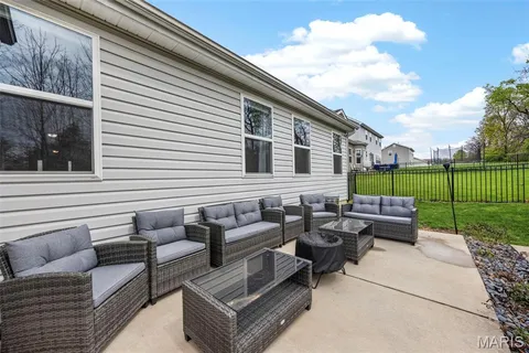 $350,000 | 448 Peruque Hills Parkway, Wentzville, MO 63385