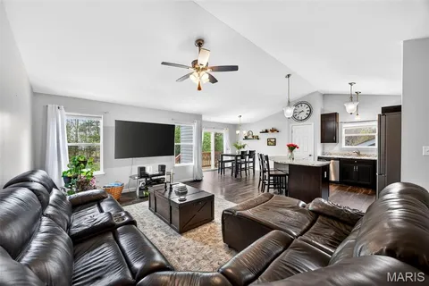 $350,000 | 448 Peruque Hills Parkway, Wentzville, MO 63385