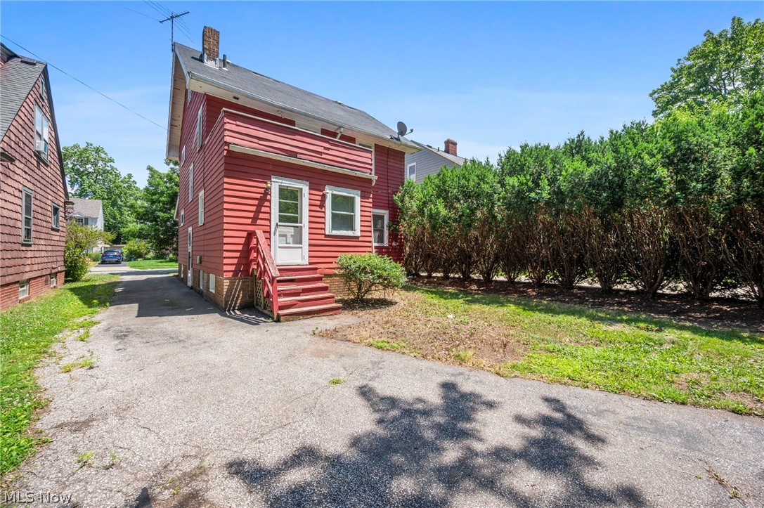 1140 Quilliams Road Cleveland Heights, OH 44121 - Photo 28 of 30