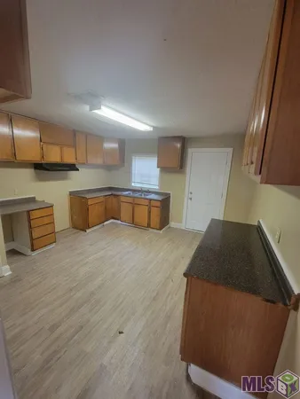 $1,250 | 1160 Freeman Lane, Port Allen, LA 70767