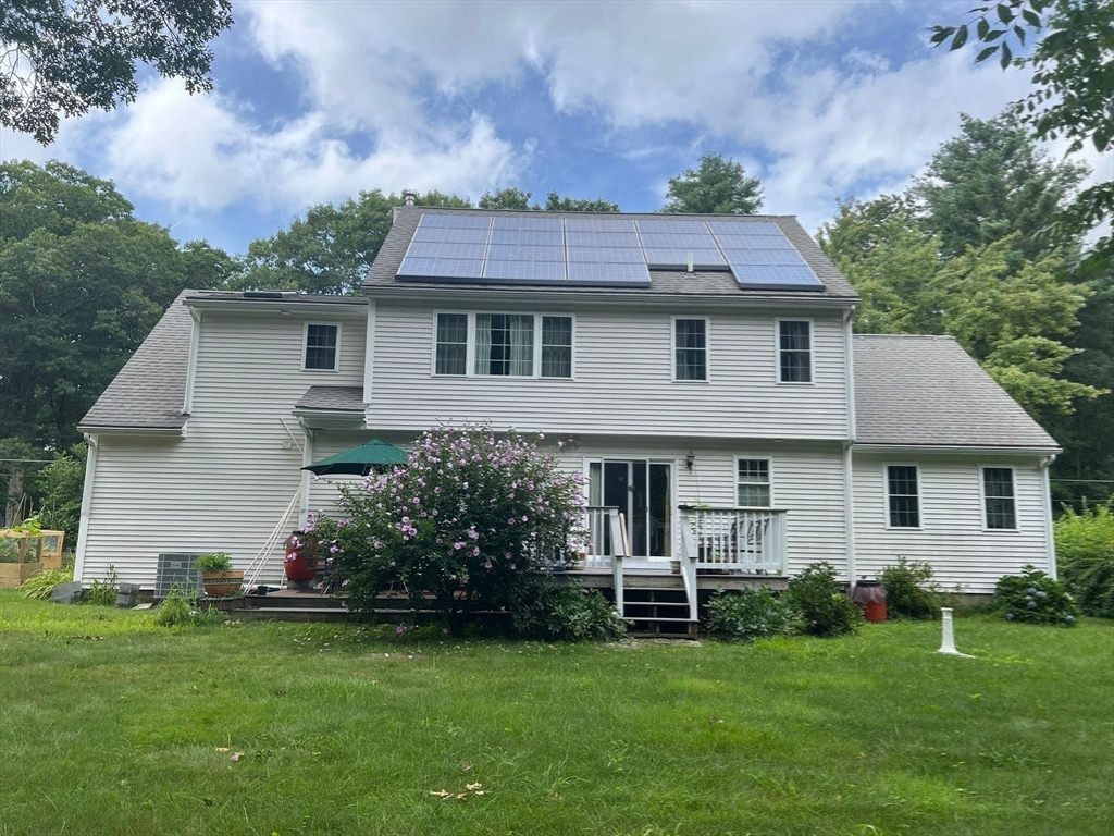 76 Stagecoach Road Holliston, MA 01746 - Photo 28 of 37