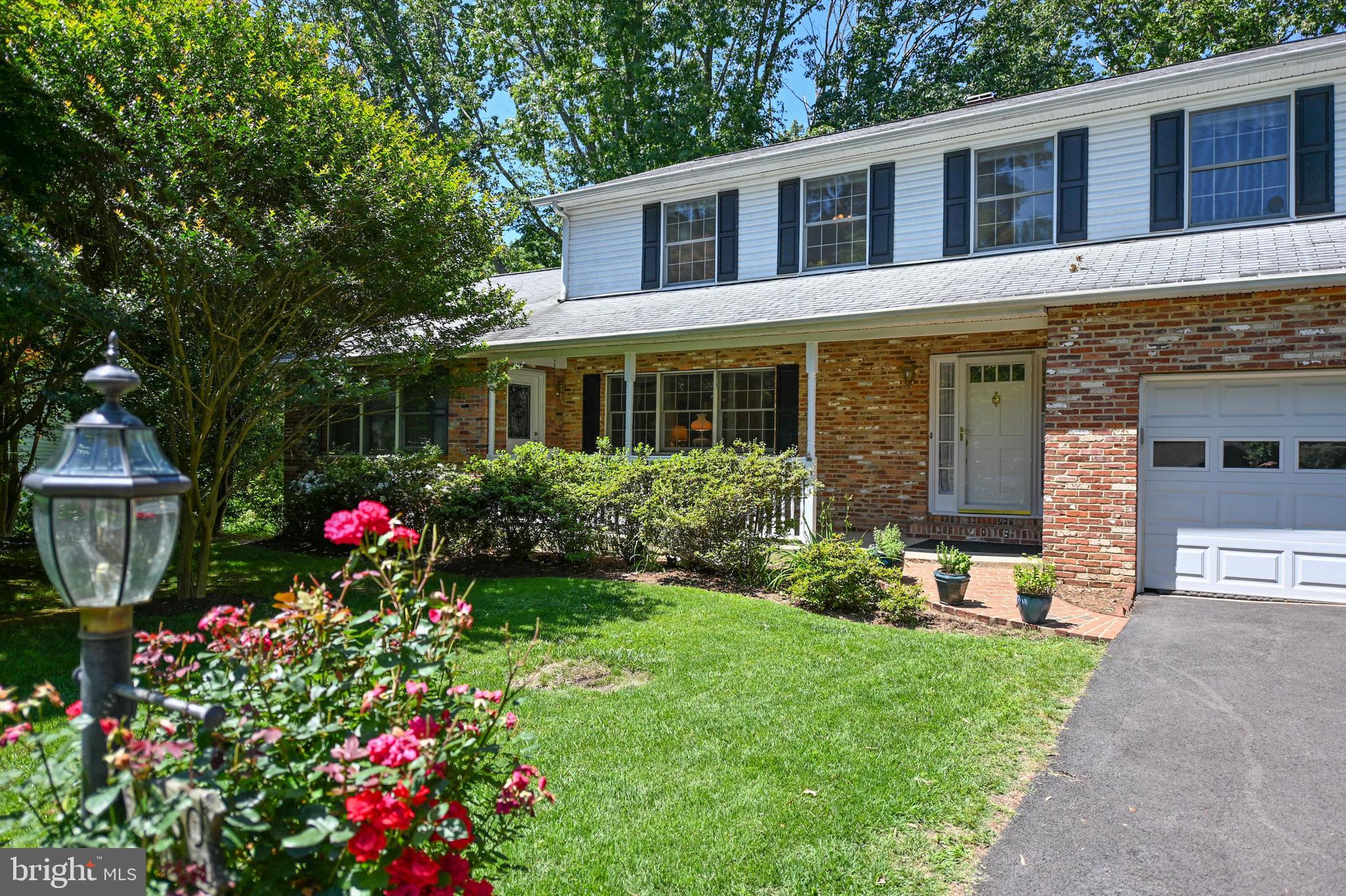 1960 Valley Road Annapolis, MD 21401 - Photo 2 of 45 Beautifully landscaped