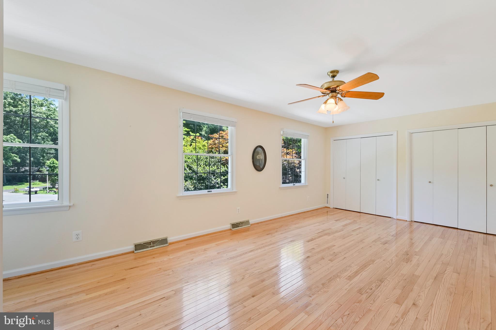 1960 Valley Road Annapolis, MD 21401 - Photo 31 of 45 Gleaming hardwood floors second floor bedroom