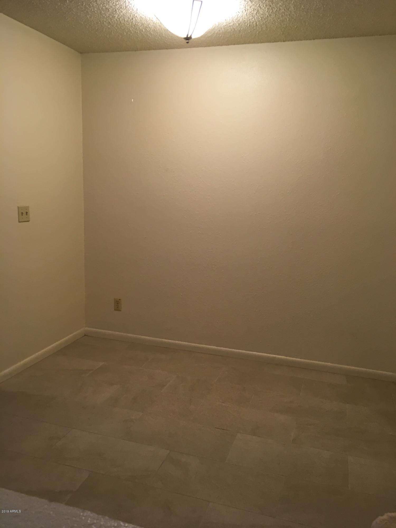 747 South Ext Road, Unit 117 Mesa, AZ 85210 - Photo 8 of 15 Dining Room