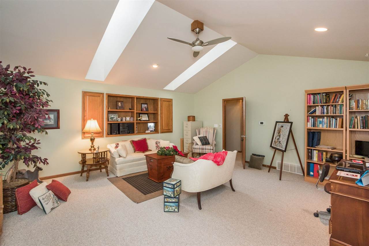 1574 Iwv Road Southwest Oxford, IA 52322 - Photo 29 of 50 Gallery Image 29
