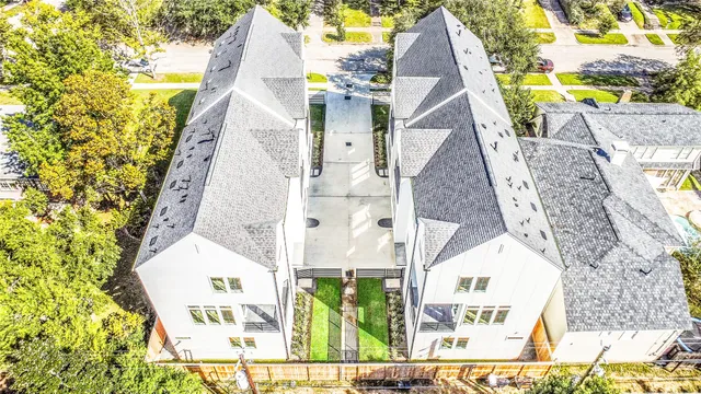 $950,000 | 1911 Lauderdale Street, Houston, TX 77030