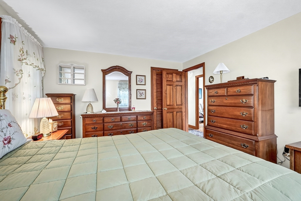 56 Nowell Road Melrose, MA 02176 - Photo 17 of 32 Gallery Image 17