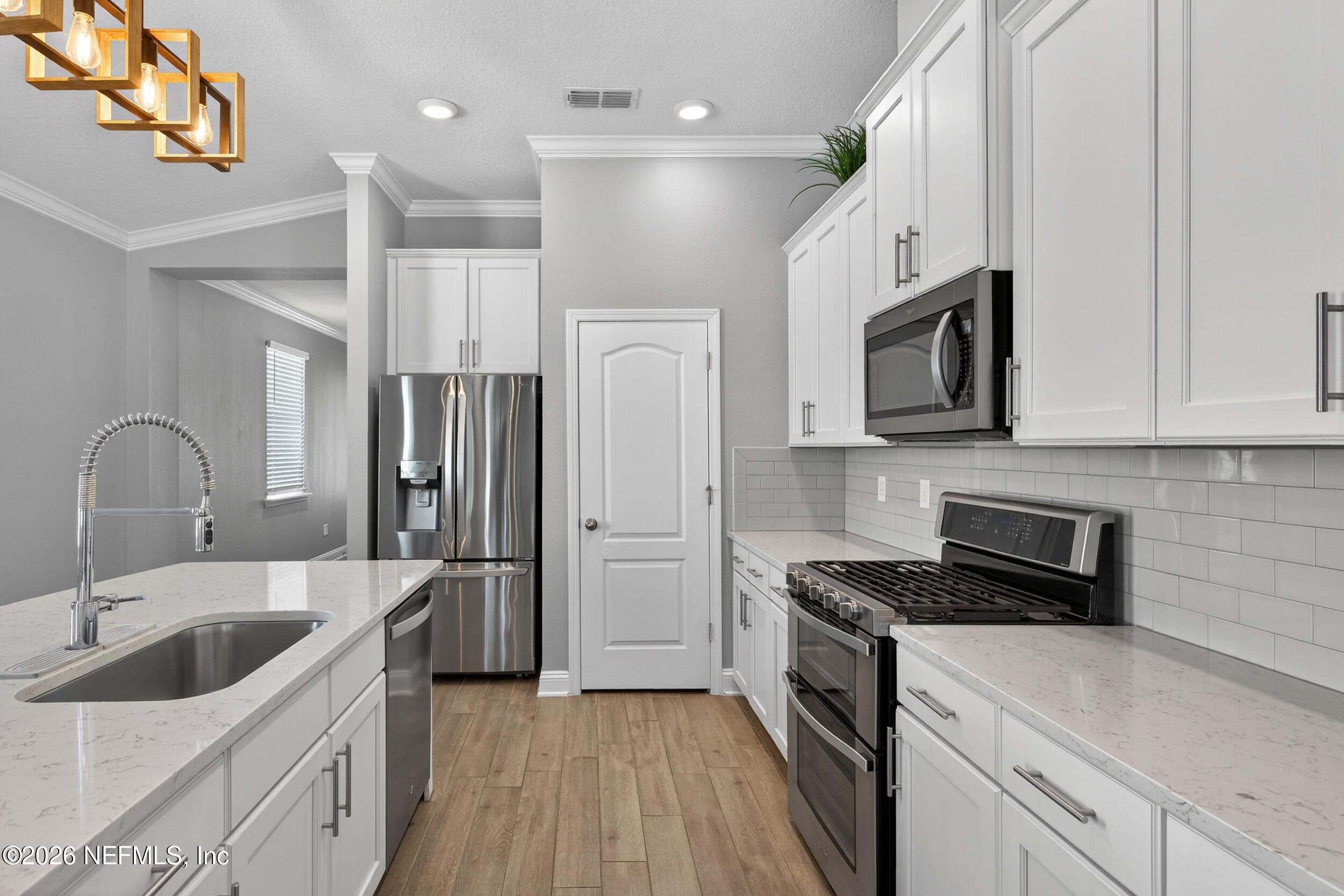 234 Thistleton Way Street St. Augustine, FL 32092 - Photo 9 of 36 9_lens2listing-9