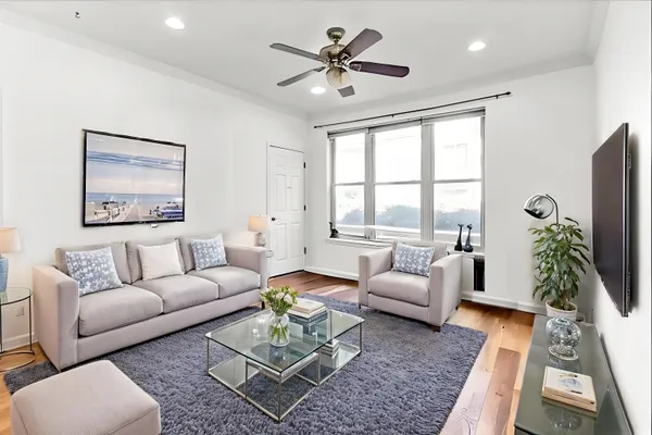 $3,750 | 15 Warren Street, Unit 335, Jersey City, NJ 07302
