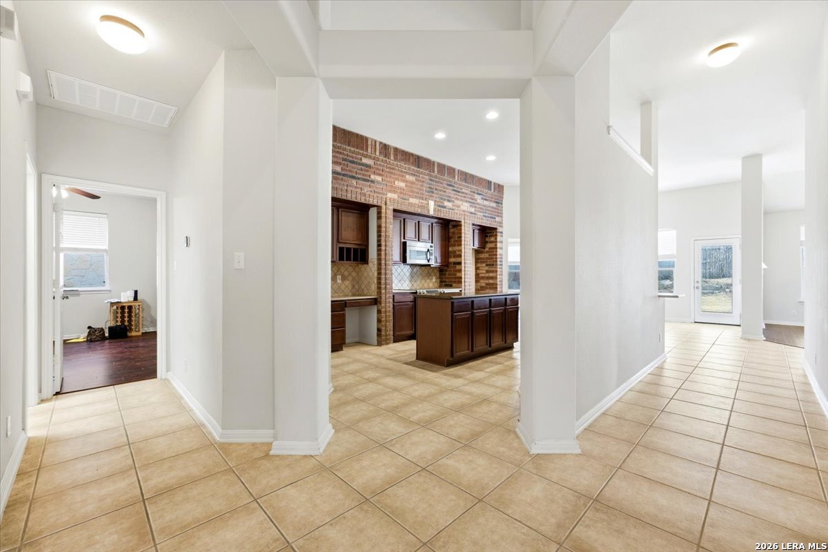 13115 5 Brooks Helotes, TX 78023 - Photo 12 of 36