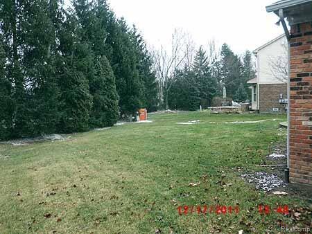44465 Stone Road Novi, MI 48375 - Photo 4 of 25 CIMG3940F.jpg