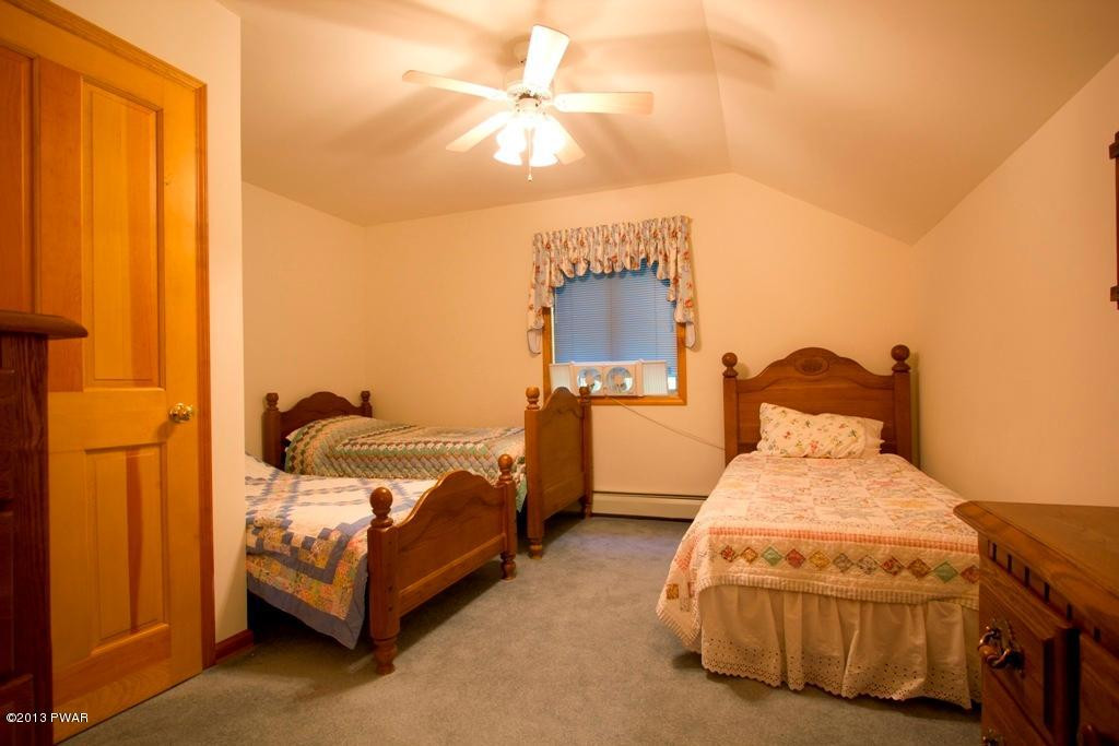 Sunnyview Lane Paupack, PA 18451 - Photo 15 of 31