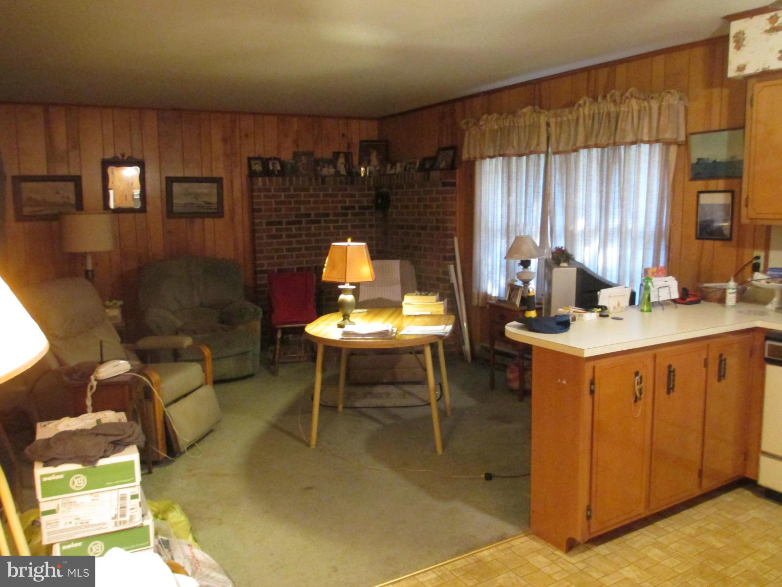 401 Pear Tree Point Road Chestertown, MD 21620 - Photo 7 of 16 Family Room