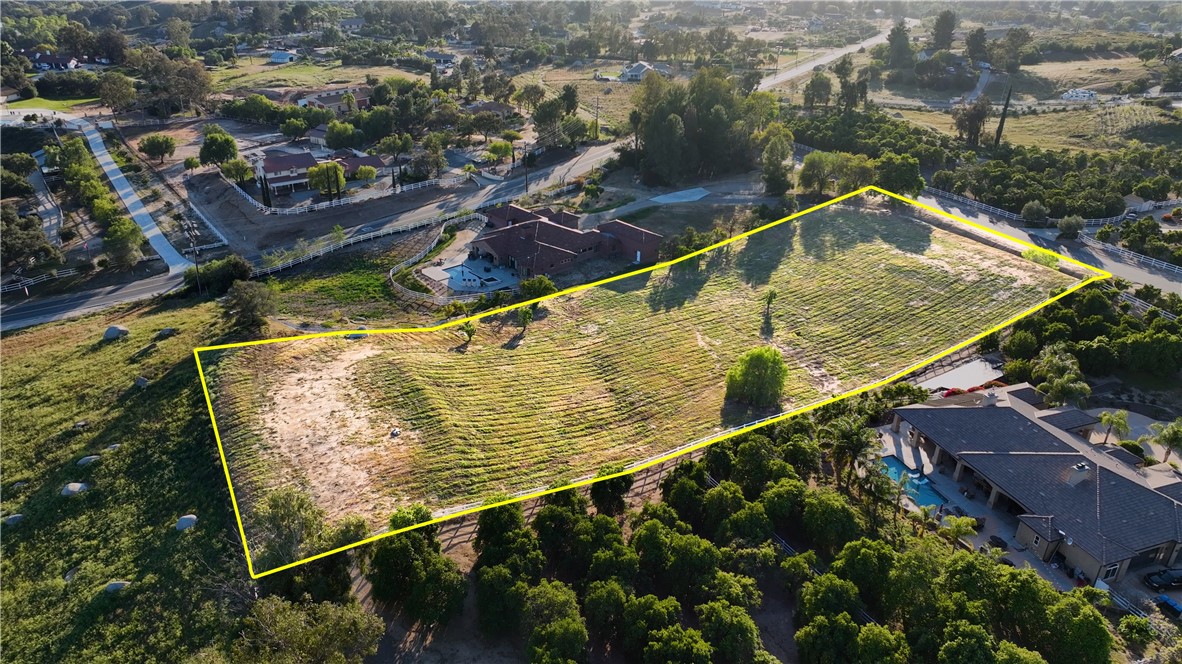 41425 Vía Del Toronjo Temecula, CA 92592 - Photo 6 of 19