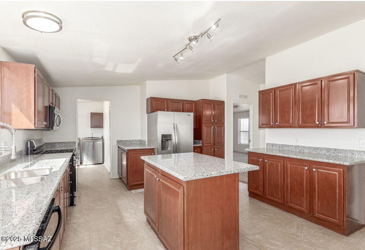 8320 South Marstellar Road Tucson, AZ 85736 - Photo 6 of 23 Gallery Image 6
